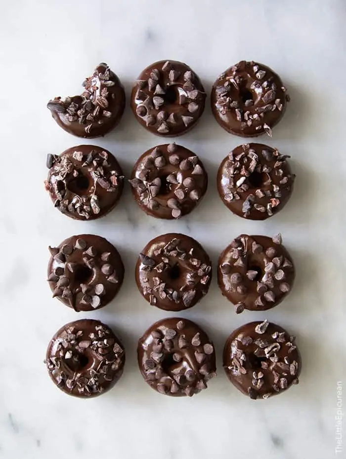 MINI CHOCOLATE DOUGHNUTS WITH BAG