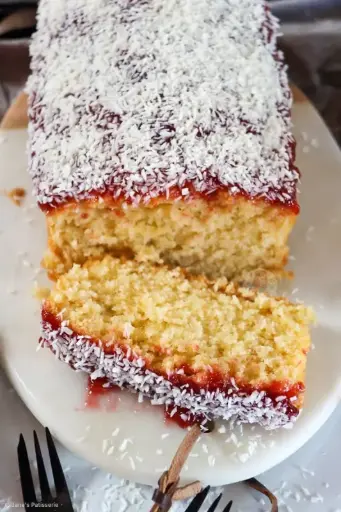 [JDFG1034] COCONUT JAM GATEAUX