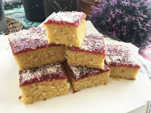 [PUD005] (T-Q) JAM COCONUT PUDDING